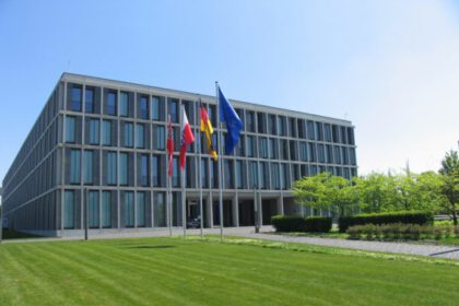 BAG, Bundesarbeitsgericht, Eingang, Beschluss zu VTV 2012 und VTV 2013, Nichtzulassungsbeschwerde, Revision beim Bundesarbeitsgericht